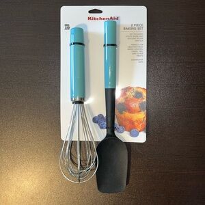 KitchenAid, NWT, 2 piece baking set, whisk and silicone spatula.